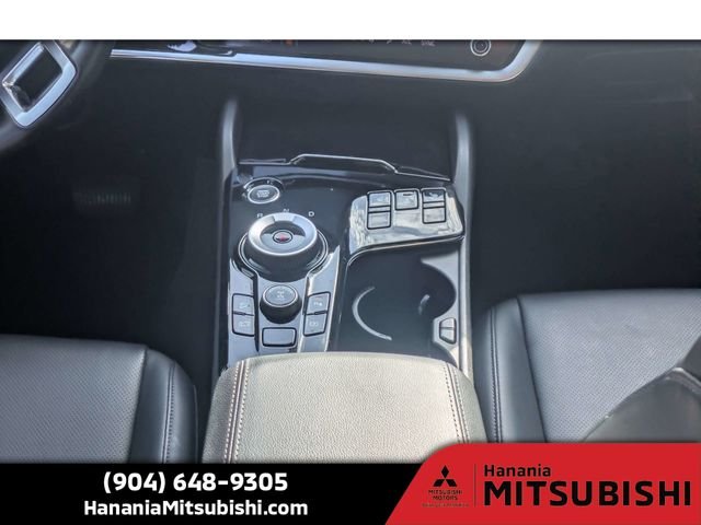 Used 2023 White Kia EX image 19