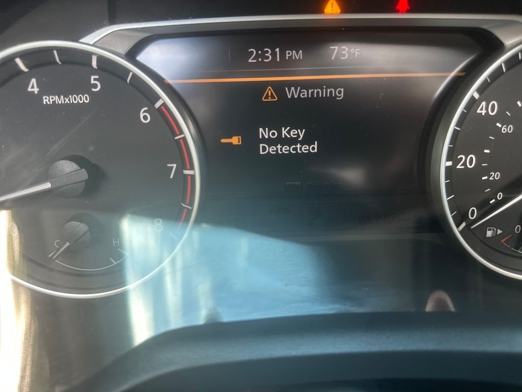 Used 2023 Gray Nissan SV image 13