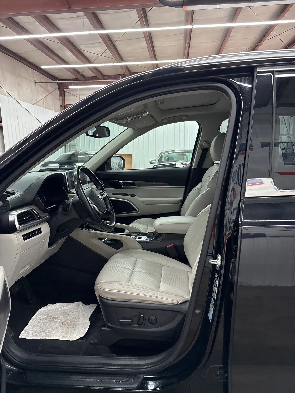 Certified Used 2020 Ebony Black Kia EX image 9