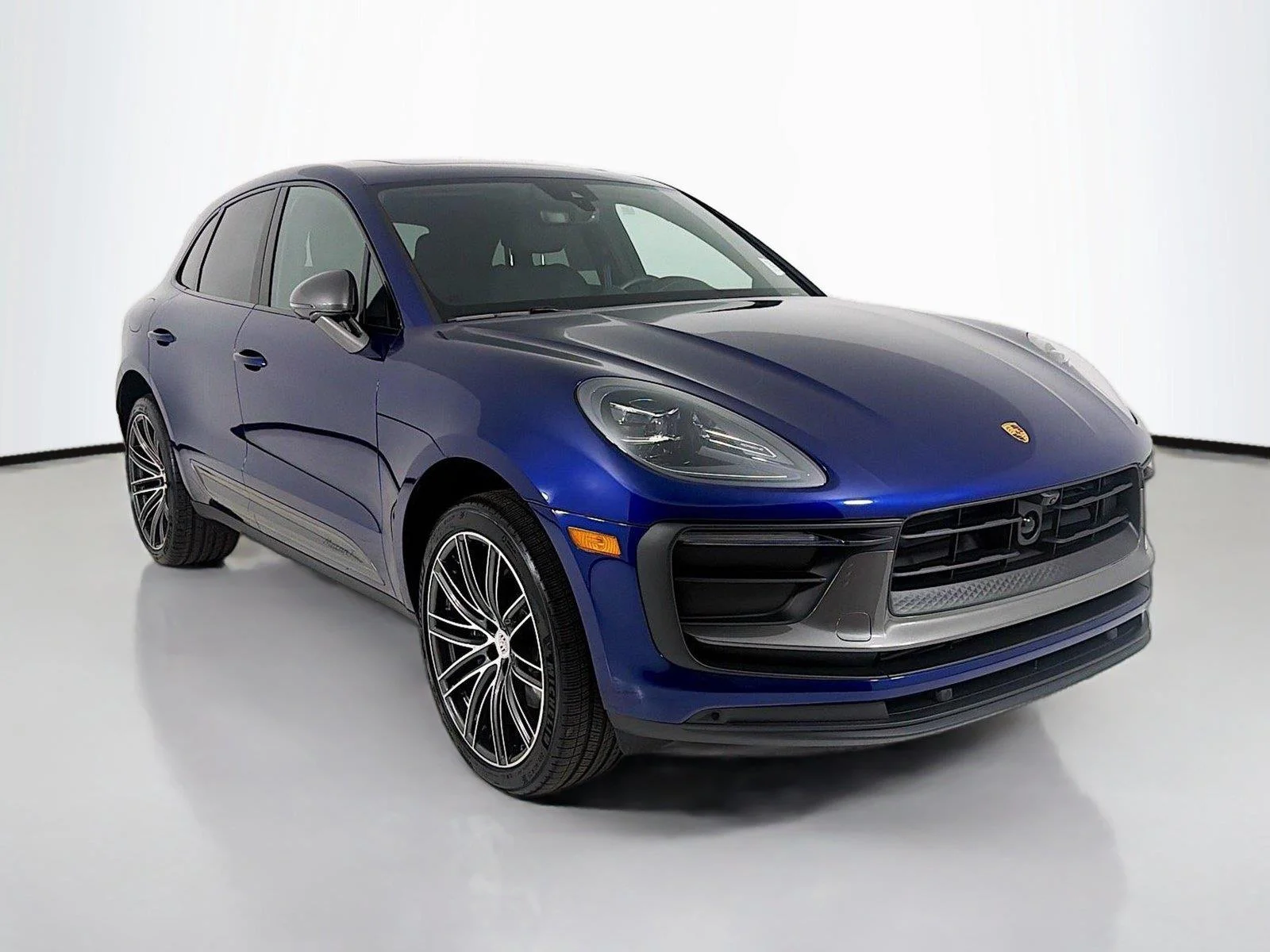 Certified Used 2026 Gentian Blue Metallic Porsche T image 31