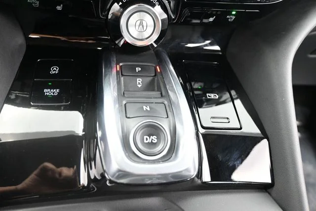 Used 2022  Acura Technology image 12