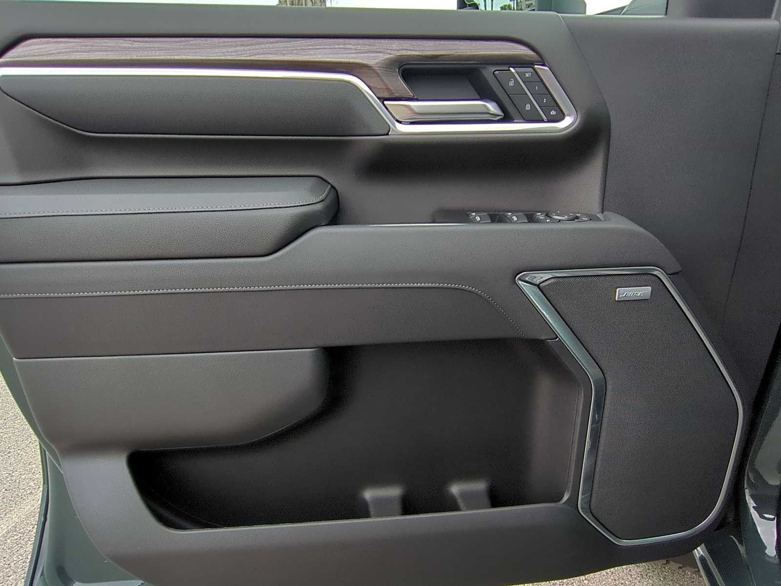 2026 Chevrolet Silverado 2500 HD LTZ - Photo 10