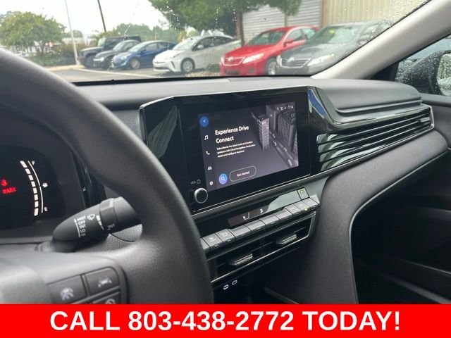 Used 2025  Toyota LE image 21