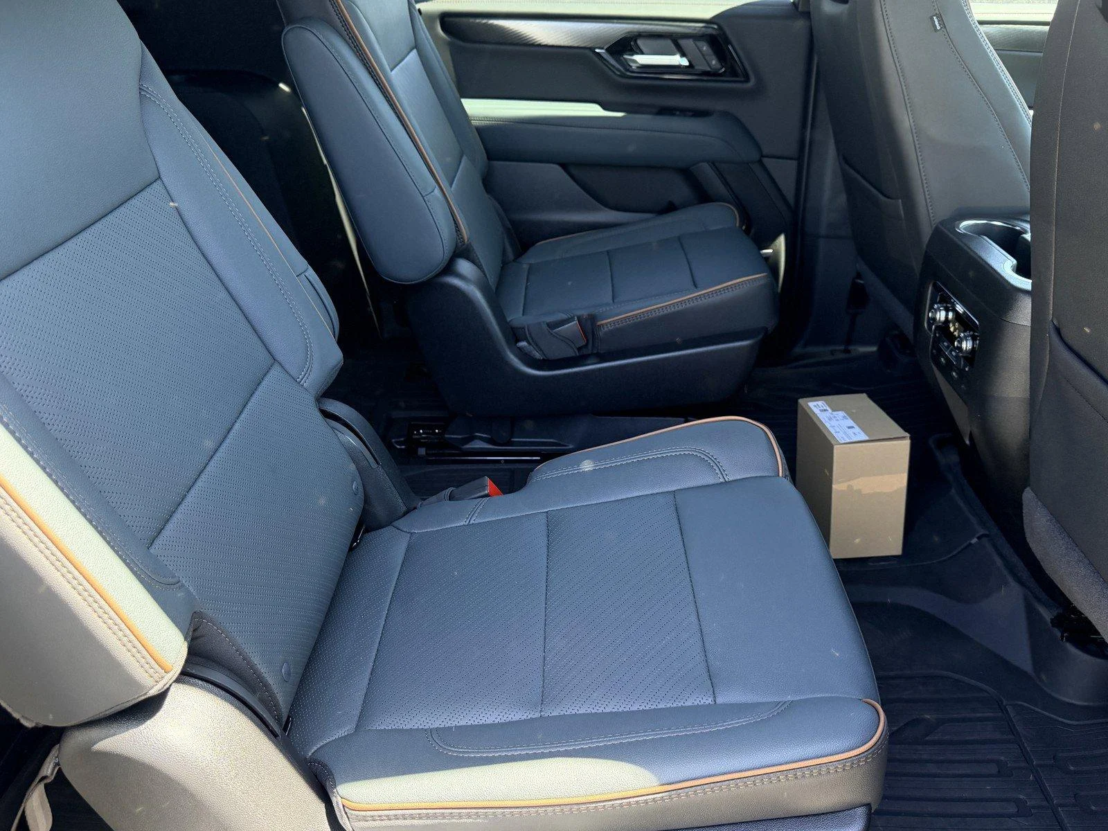 New 2026 Onyx Black GMC AT4 image 10