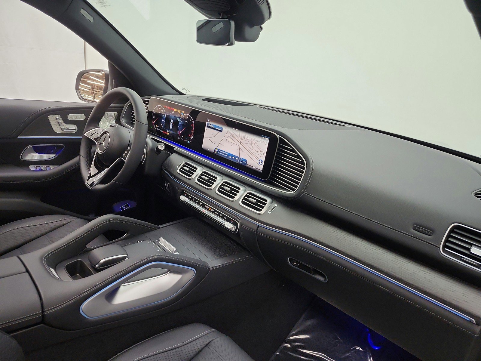New 2026 MANUFAKTUR Alpine Grey Mercedes-Benz GLE 450 4MATIC® SUV image 43