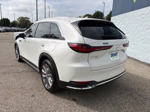 Used 2025 Rhodium White Premium Mazda Premium Plus Package image 3