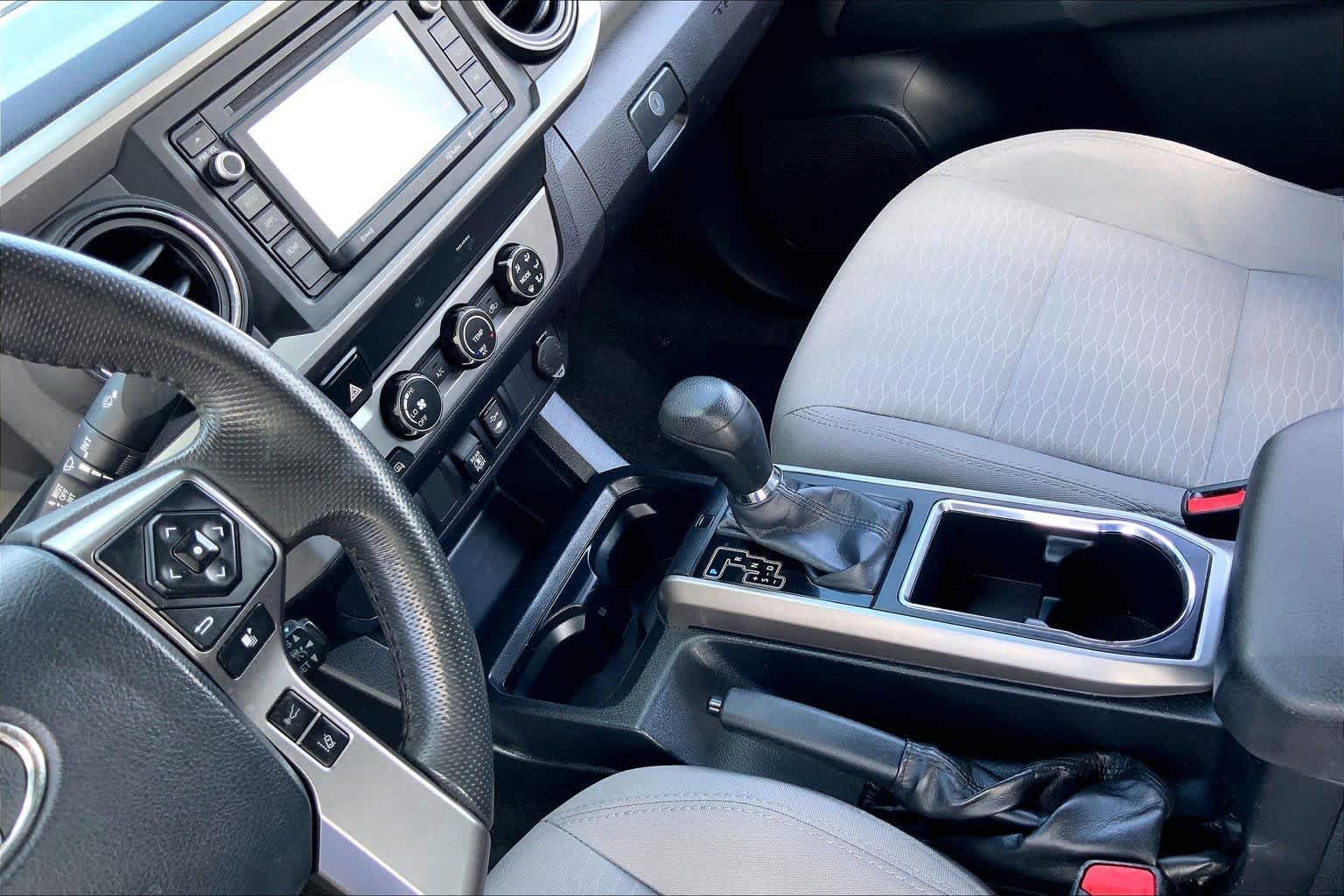 Used 2019 Silver Sky Metallic Toyota SR5 image 16