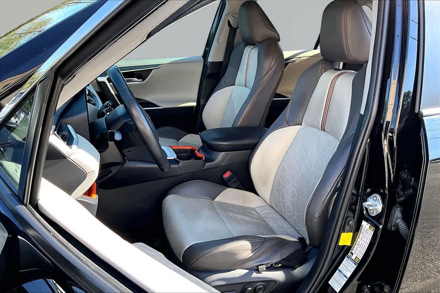 Used 2021 Midnight Black Metallic Toyota Adventure image 8