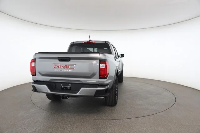 Used 2025 Silver GMC Elevation image 16