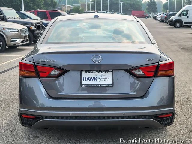 Used 2024 Gray Nissan 2.5 SV image 5