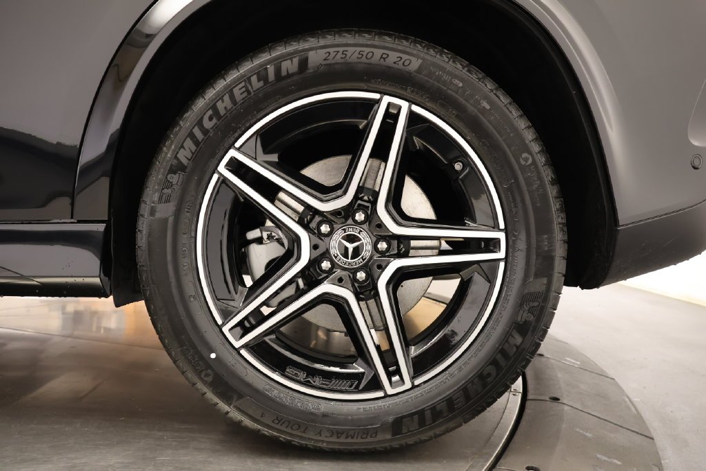 Certified Used 2026 Black Mercedes-Benz GLE 350 image 12