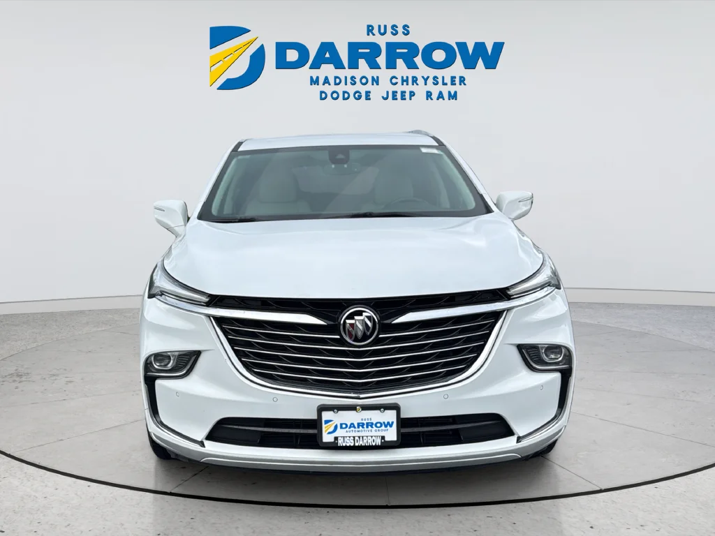 Used 2023 White Buick Essence image 8