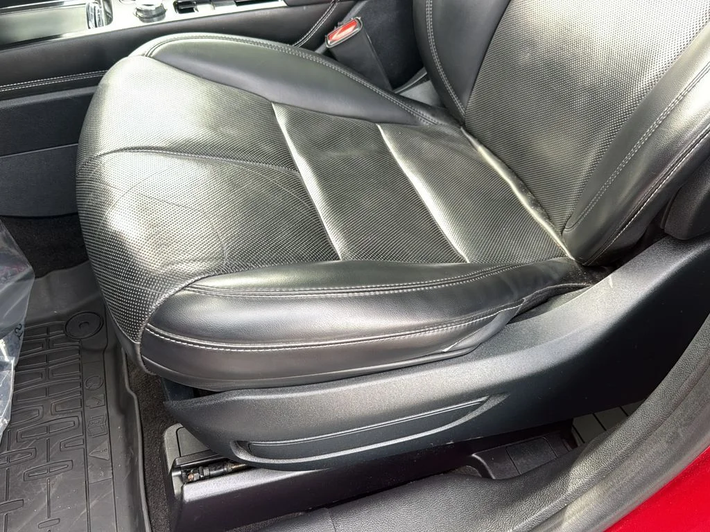 Used 2021 Red Lincoln Standard image 6