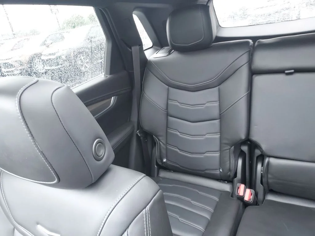 Used 2024 Black Cadillac Sport image 12