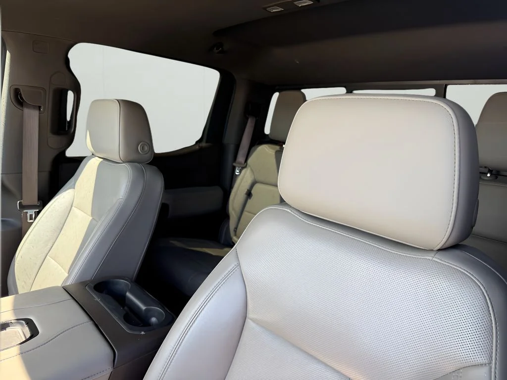 Used 2019 Onyx Black GMC SLT image 4