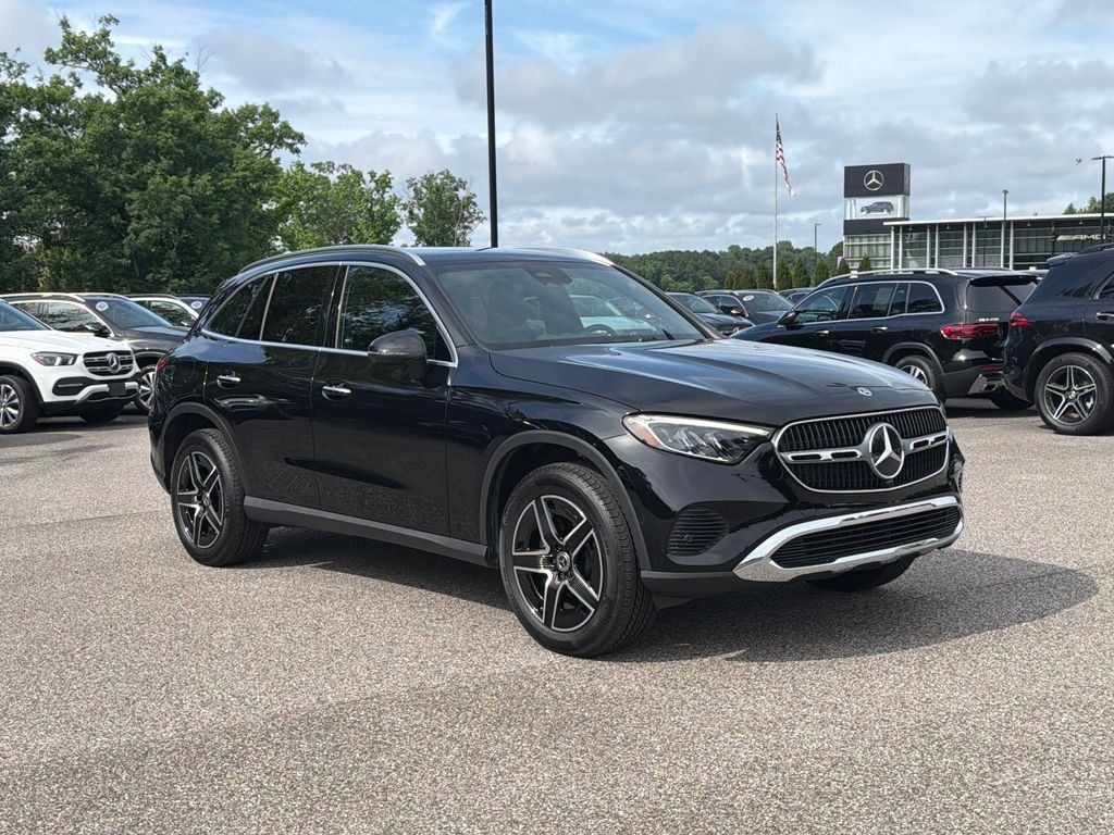 2026 Mercedes-Benz GLC GLC 300 4MATIC's photo