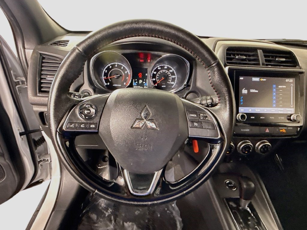 Used 2024 White Diamond Mitsubishi 2.0 Trail Edition image 9