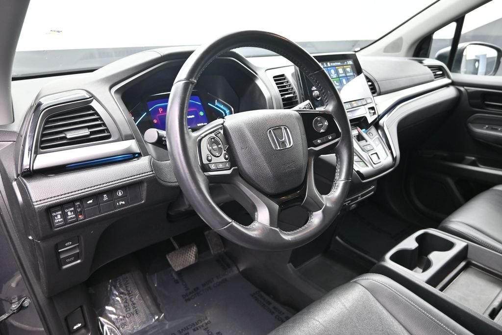 Used 2023  Honda Touring image 17