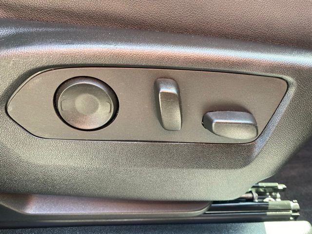 Used 2022 Gray Chevrolet LT image 38