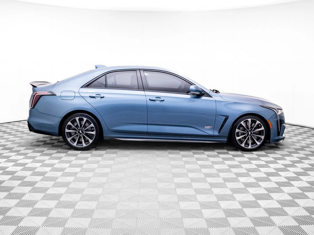 2024 Cadillac CT4 V-Series Blackwing - Photo 7