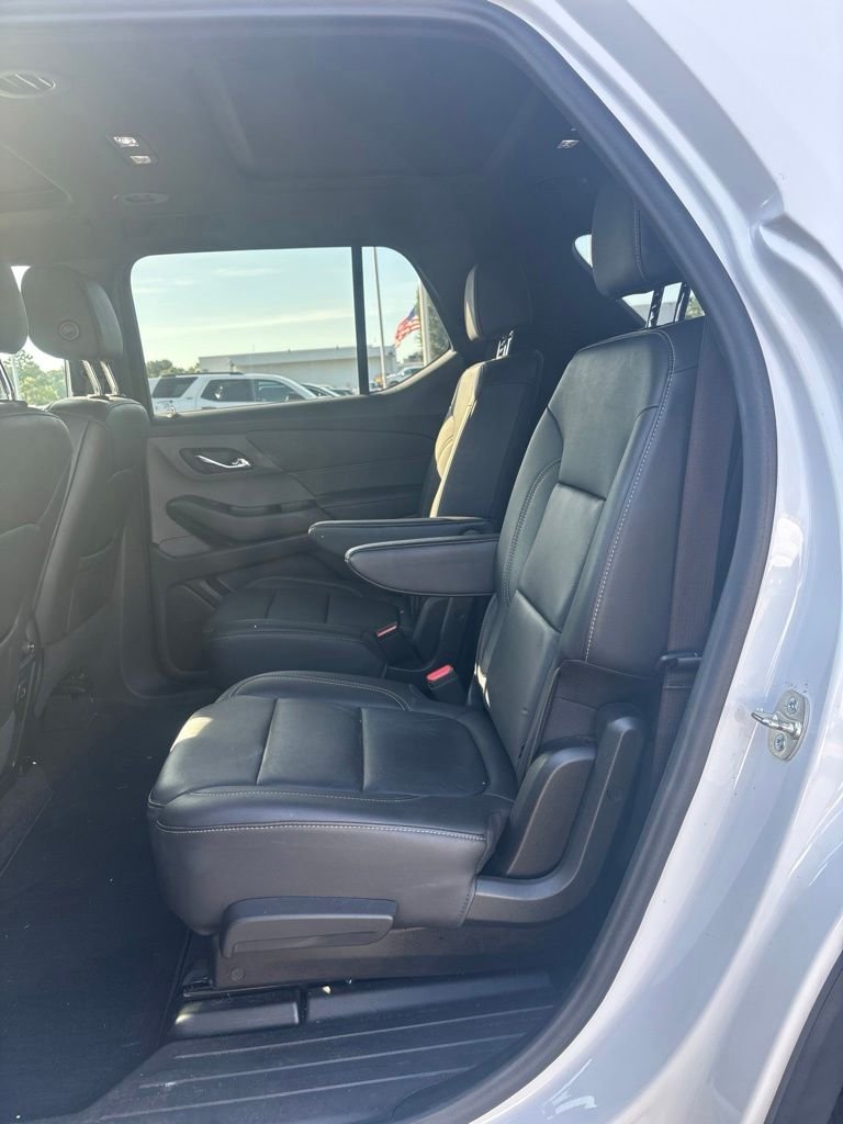 Used 2023 White Chevrolet LT Leather image 3