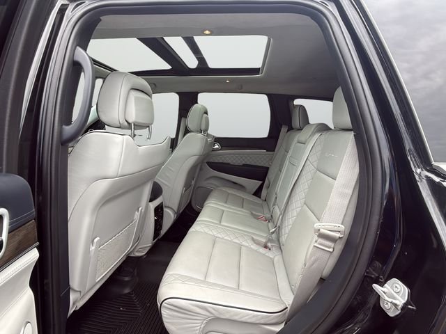 Used 2018 Black Jeep Summit image 15
