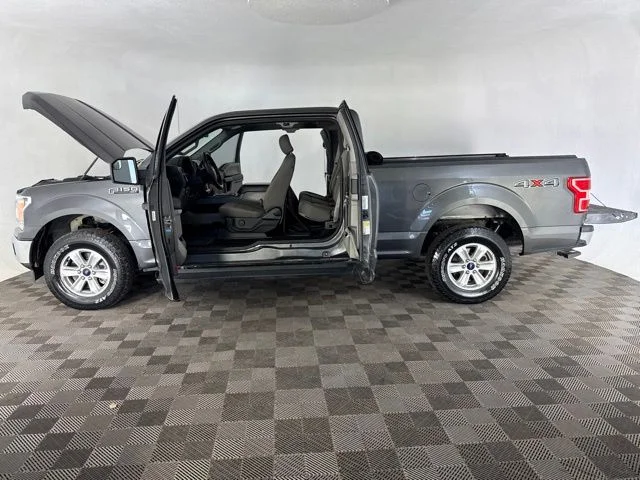 Used 2018 Gray Ford XLT image 11