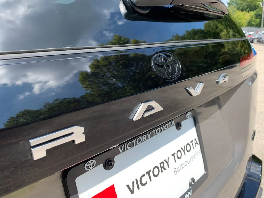 Used 2026  Toyota SE image 35