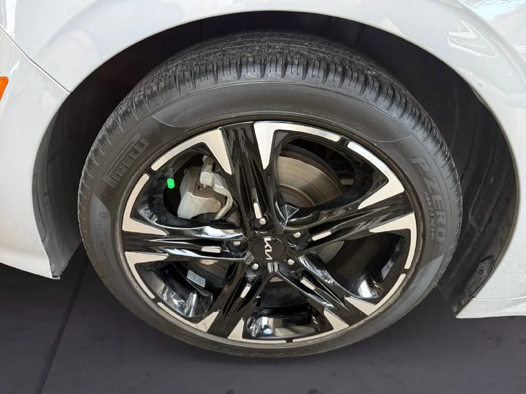 Used 2024 Gray Kia GT-Line image 9