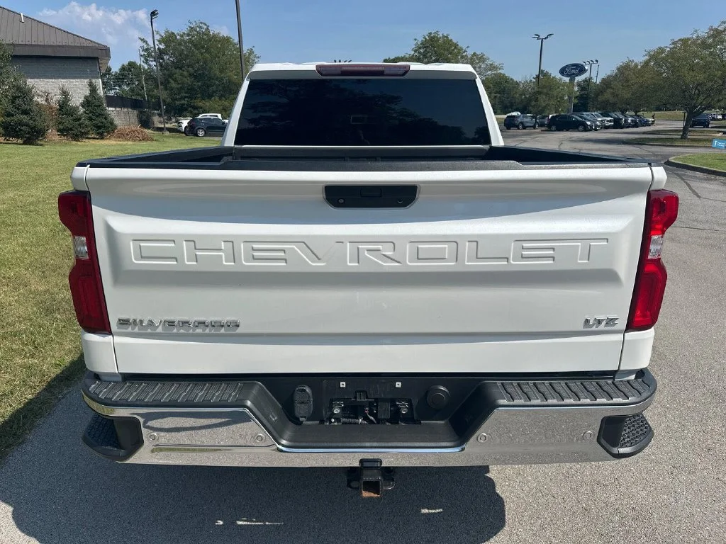 Used 2019 Beige Chevrolet LTZ image 8