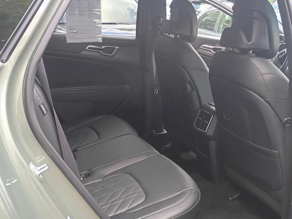 Certified Used 2025 Jungle Green Kia X-Line image 20
