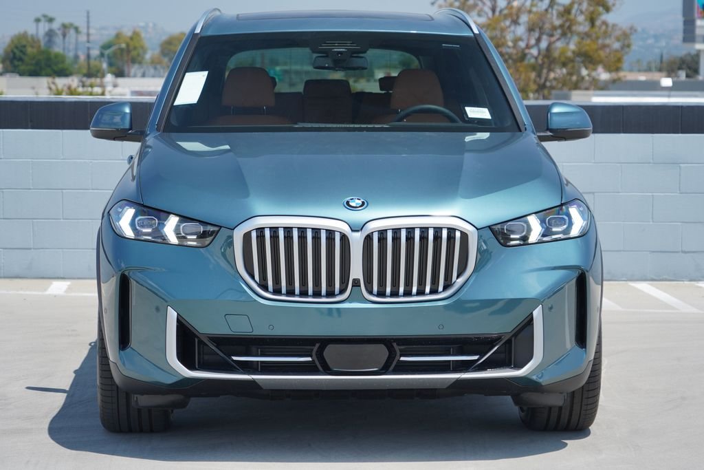 New 2026 Blue Ridge Mountain Metallic BMW xDrive50e image 2