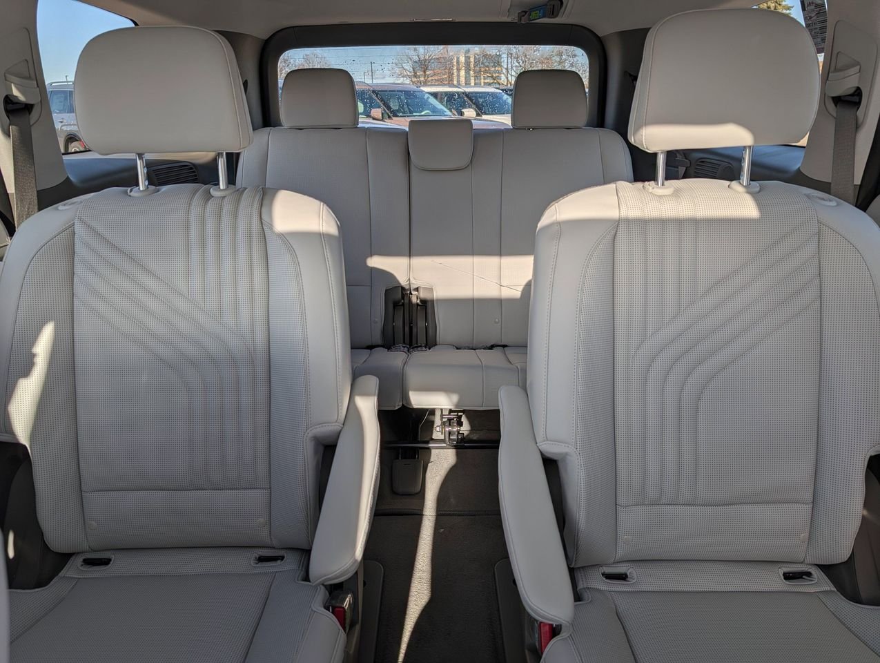New 2026 Abyss Black Pearl Hyundai SEL Premium 7P image 8