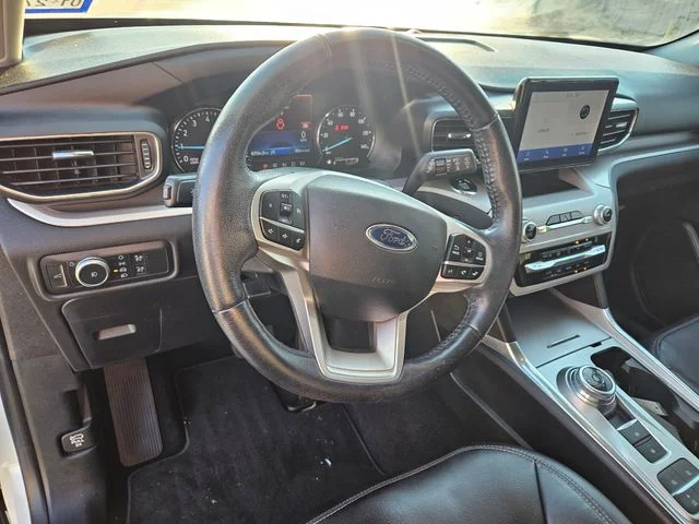 Used 2020 White Metallic Ford XLT image 8