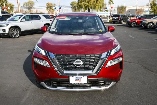 Used 2023 Red Nissan Platinum image 8