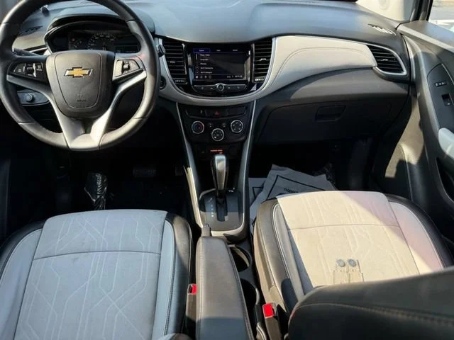 Used 2021 IRIDESCENT PEARL TRICOAT Chevrolet LT image 11