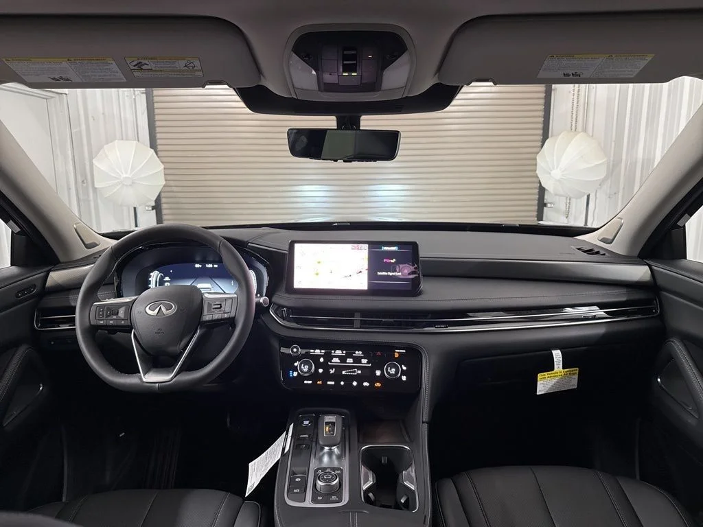 Certified Used 2026 Mineral INFINITI LUXE image 17