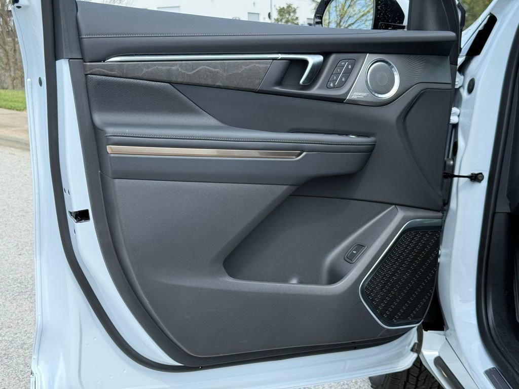 2026 Buick Enclave Avenir - Photo 16