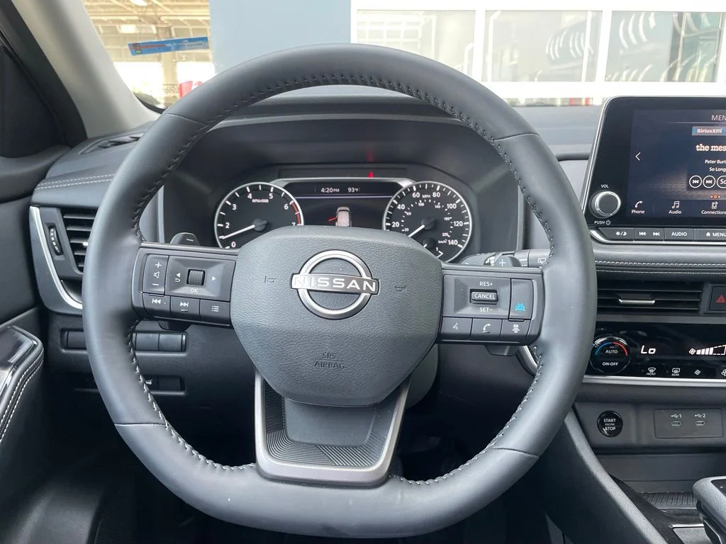Used 2025 White Nissan SV image 13
