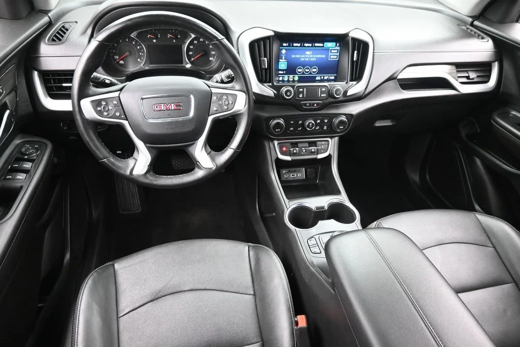 Used 2023 White GMC SLT image 18