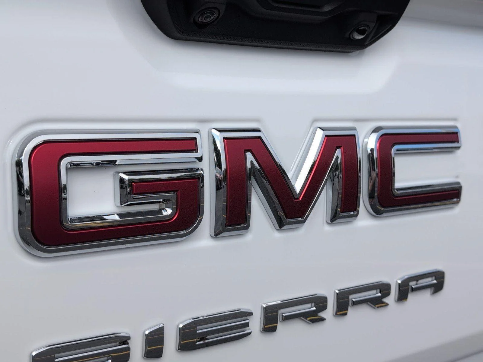 New 2026 Summit White GMC Elevation image 6