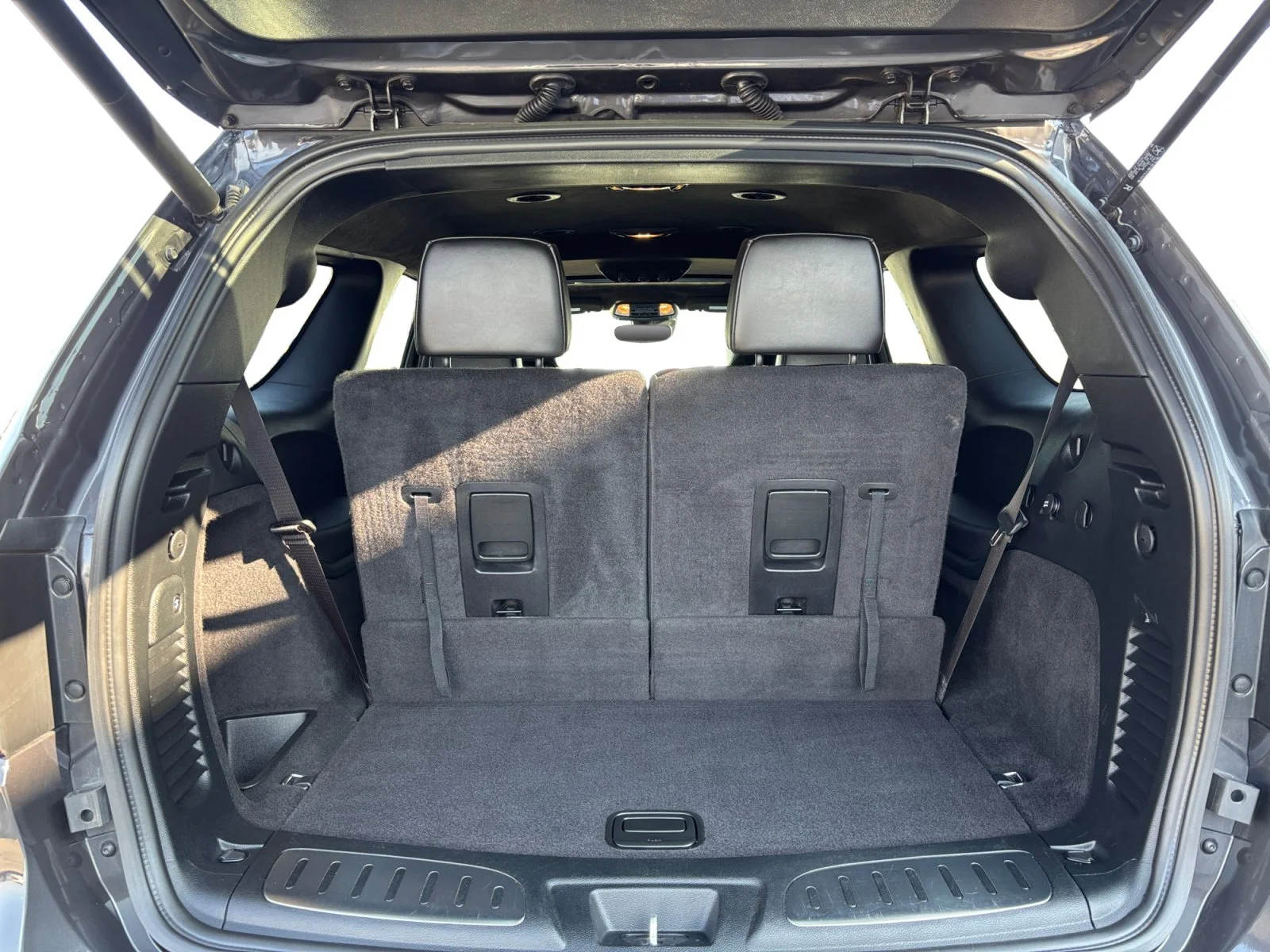 Certified Used 2023 VAPOR GREY Dodge Citadel image 19