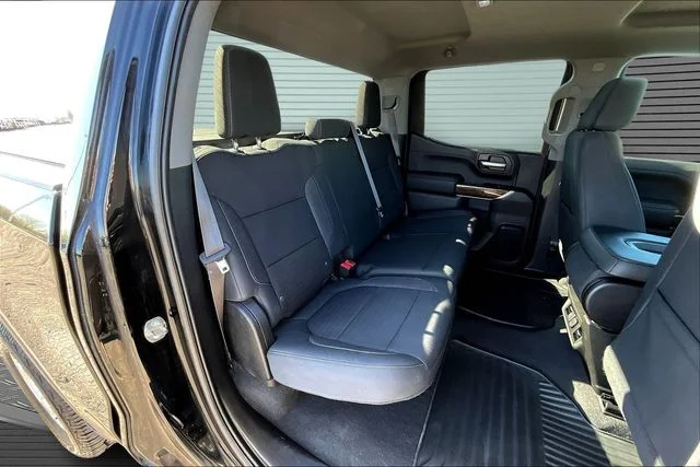Used 2020 Black GMC SLE image 25