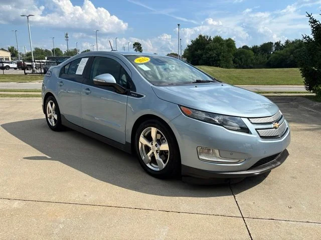 Used 2015 Silver Chevrolet Base image 33