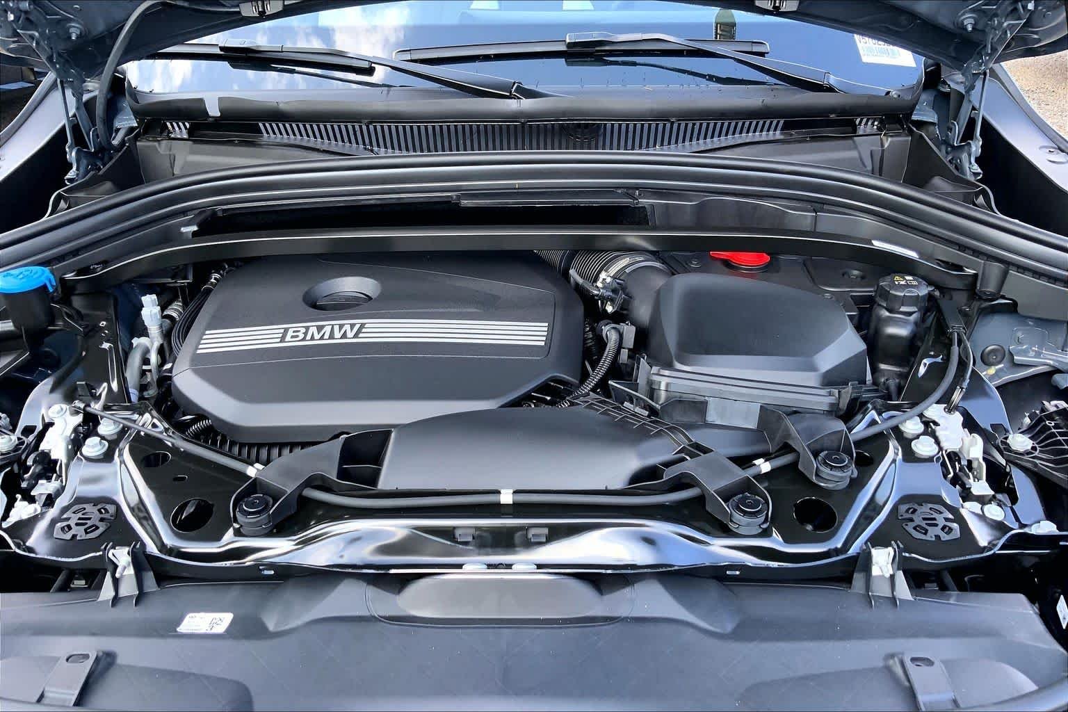 New 2027 Storm Bay Metallic BMW xDrive28i image 16