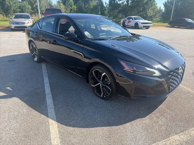 Certified Used 2025 Black Nissan 2.5 SR image 8
