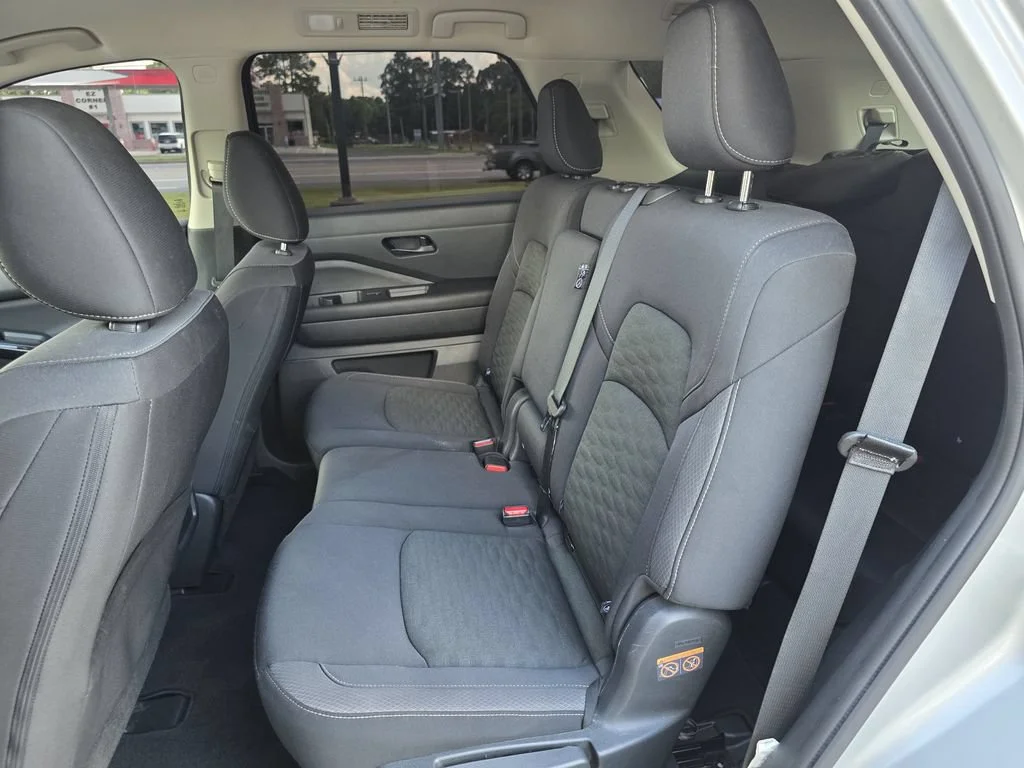 Used 2024 Silver Nissan SV image 14
