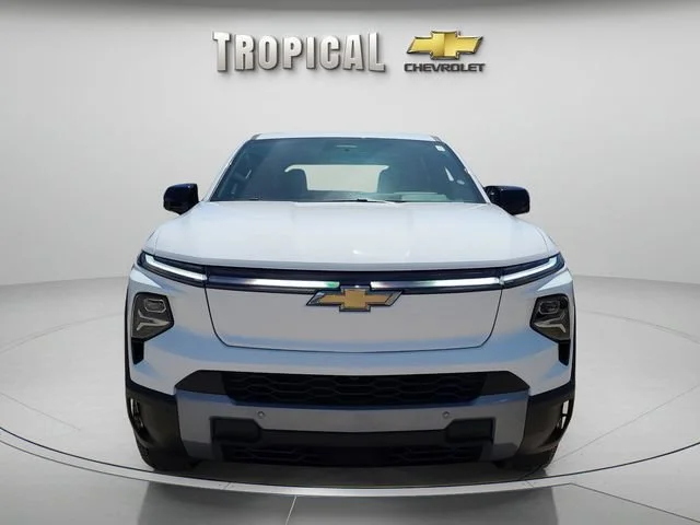New 2026 Summit White Chevrolet LT - Extended Range image 8