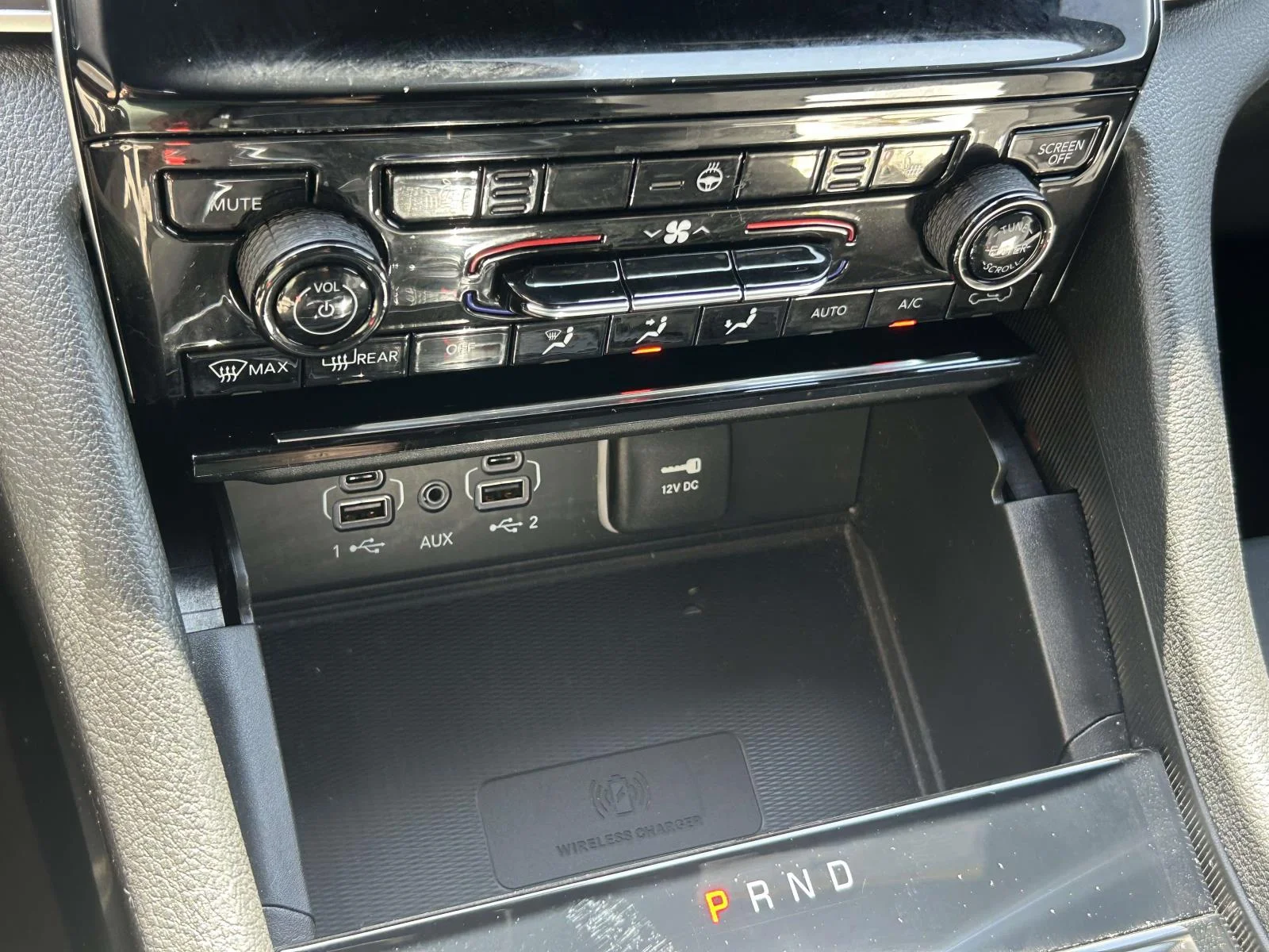 Used 2025 Gray Jeep Laredo 4x4 image 18