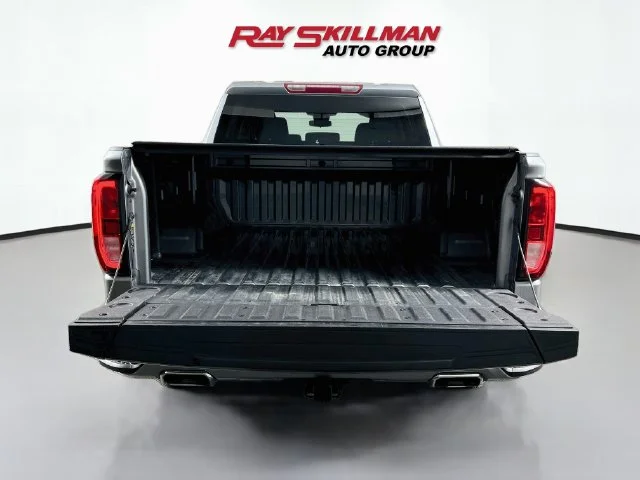 Used 2024 Silver GMC Elevation image 25
